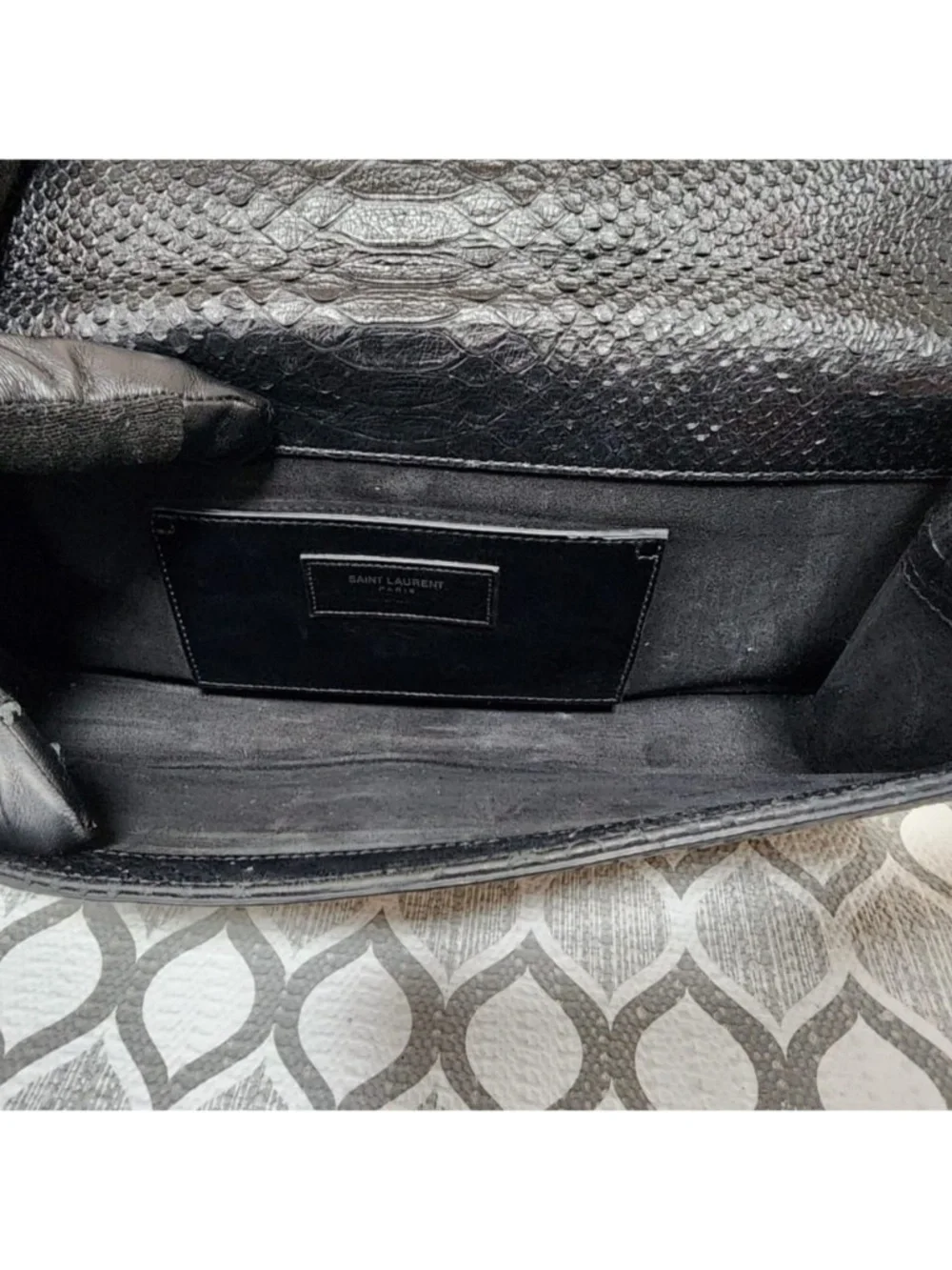Authentic YVES SAINT LAURENT Croc Embossed Leather Tassel Kate Clutch Bag Black - Picture 7 of 11
